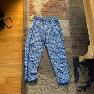 Womens Size S comfy spring/summer flowy pants